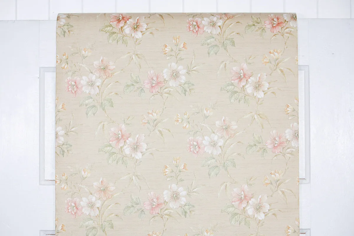 1980s Floral Vintage Wallpaper