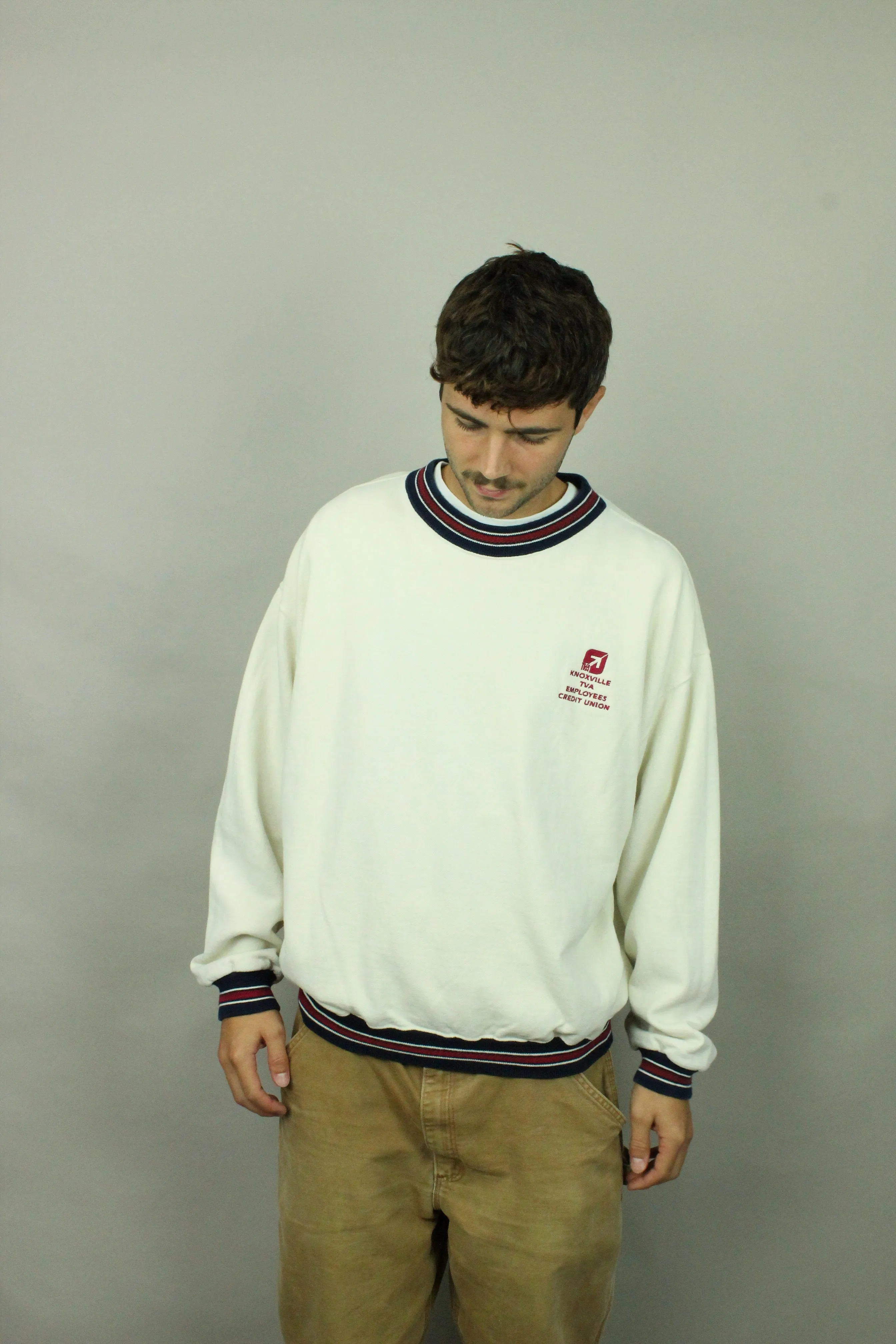 90's Knoxville TVA USA Made Embroidered Vintage Sweatshirt Size L-XL