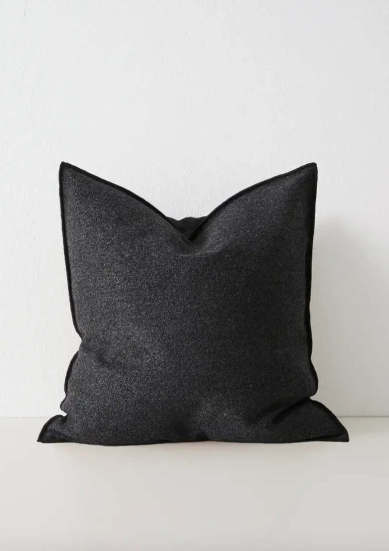 Alberto Cushion Onyx
