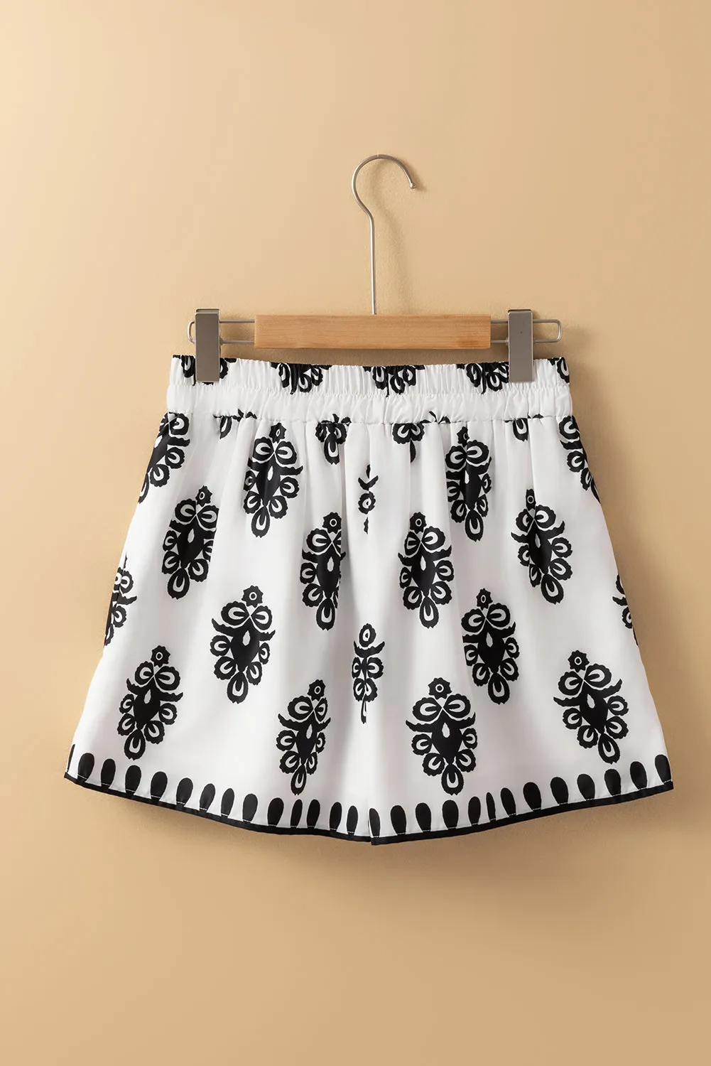 Black Tribal Geometric Print Belted High Waist Casual Shorts