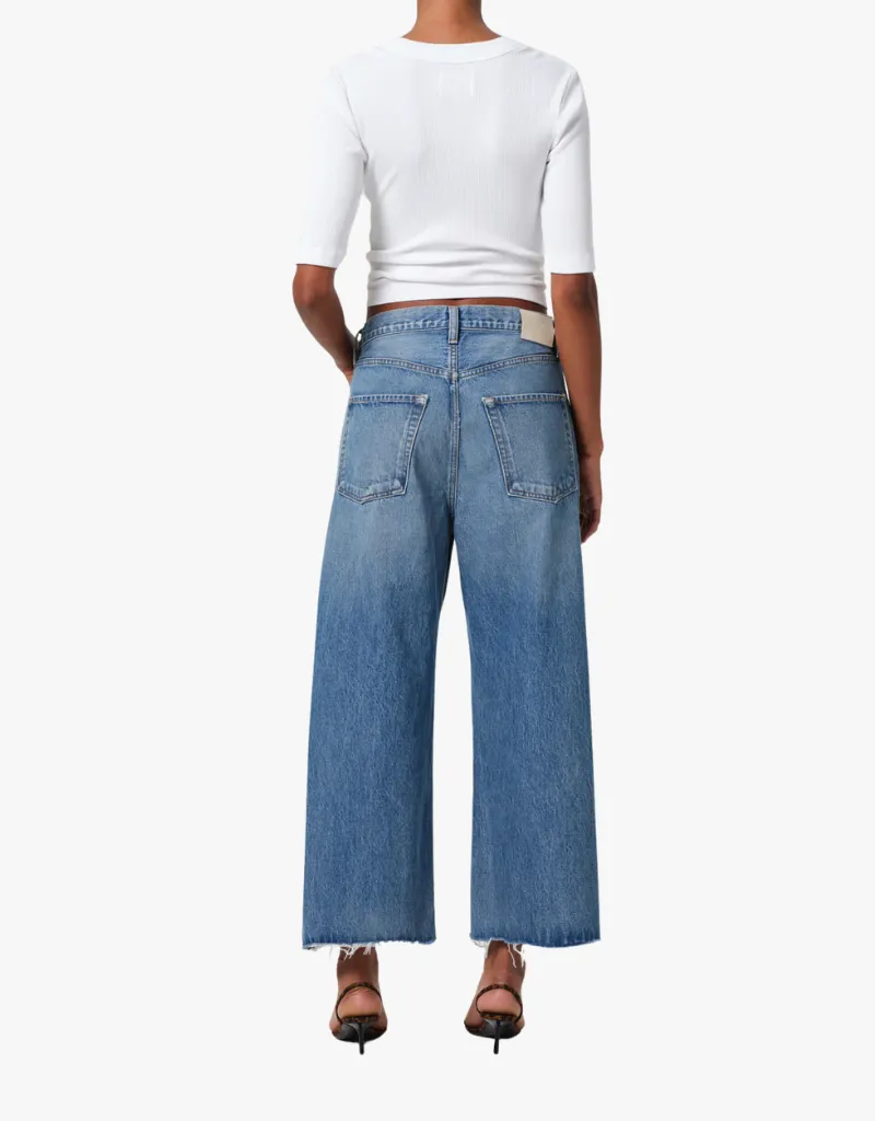 Citizens of Humanity Ayla Raw Hem Cropped Jeans in Solano