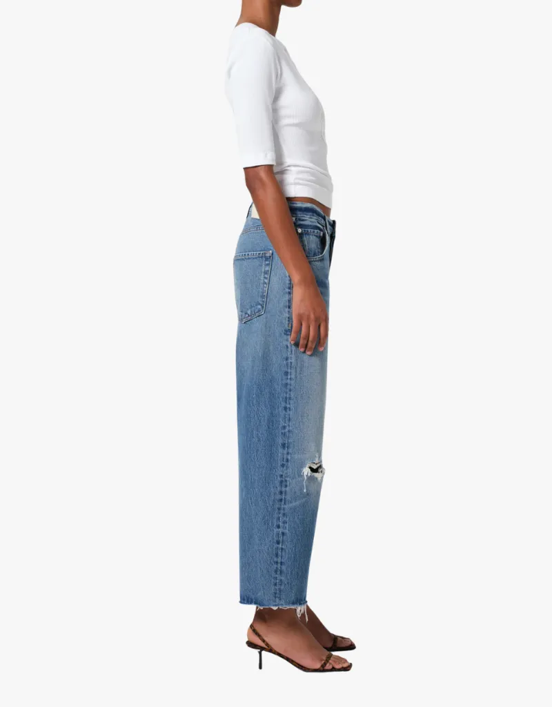 Citizens of Humanity Ayla Raw Hem Cropped Jeans in Solano
