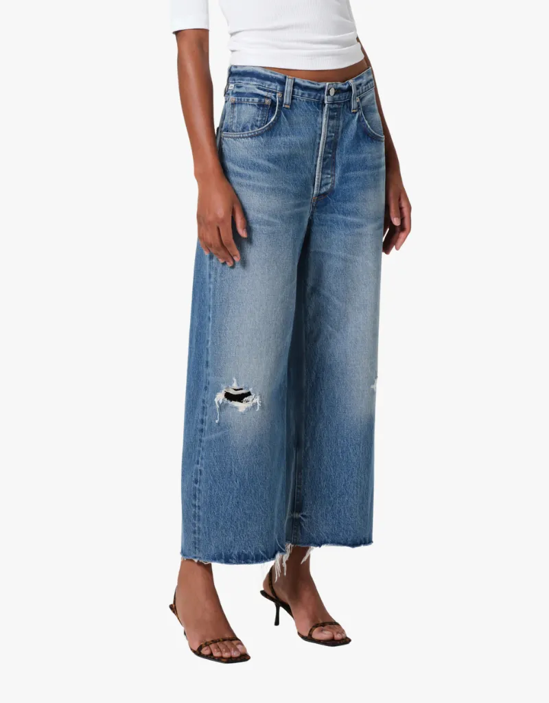 Citizens of Humanity Ayla Raw Hem Cropped Jeans in Solano
