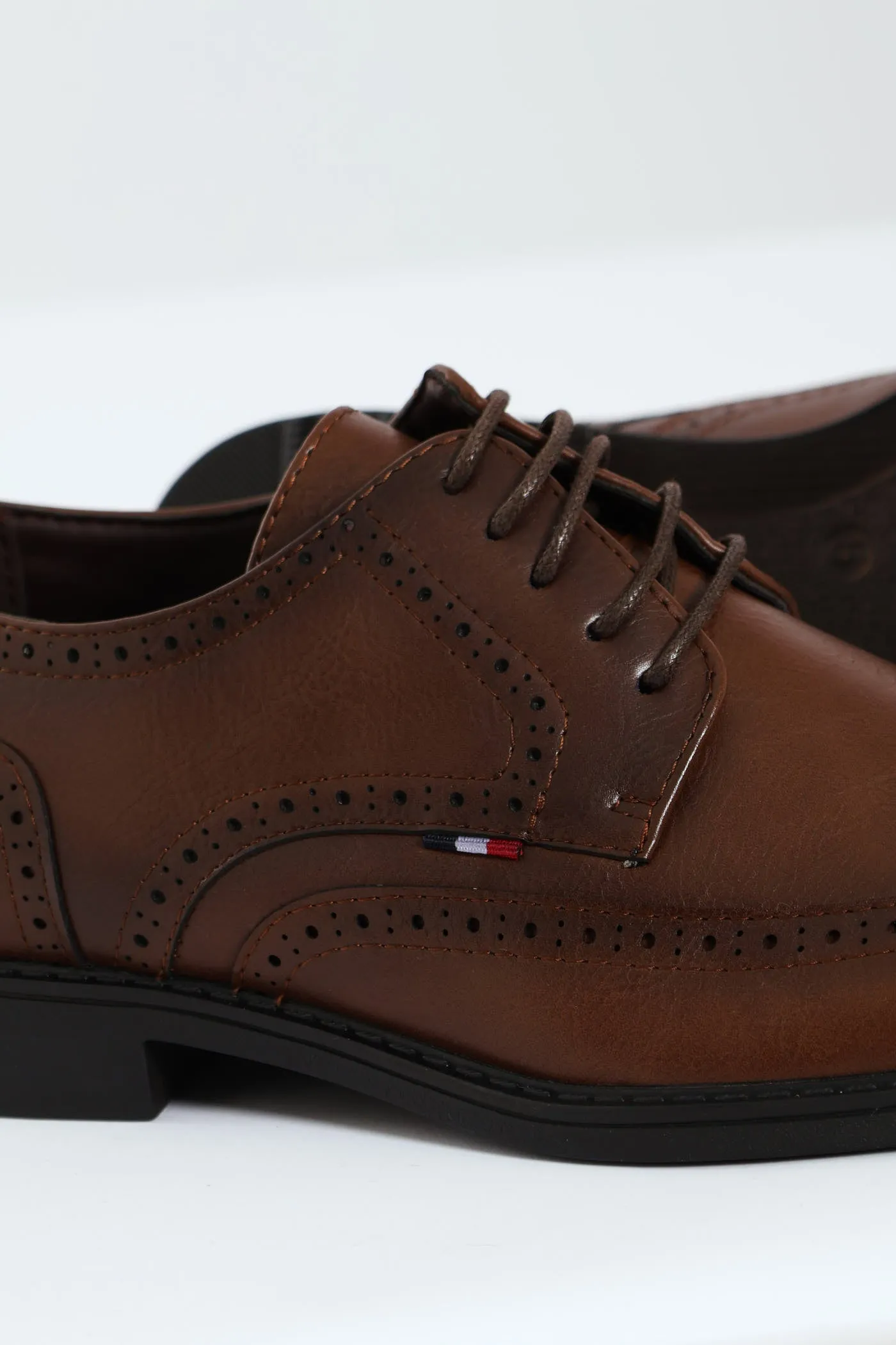 Comfort Full Brogue Apron Detail Lace Up Derby Shoe - Brown