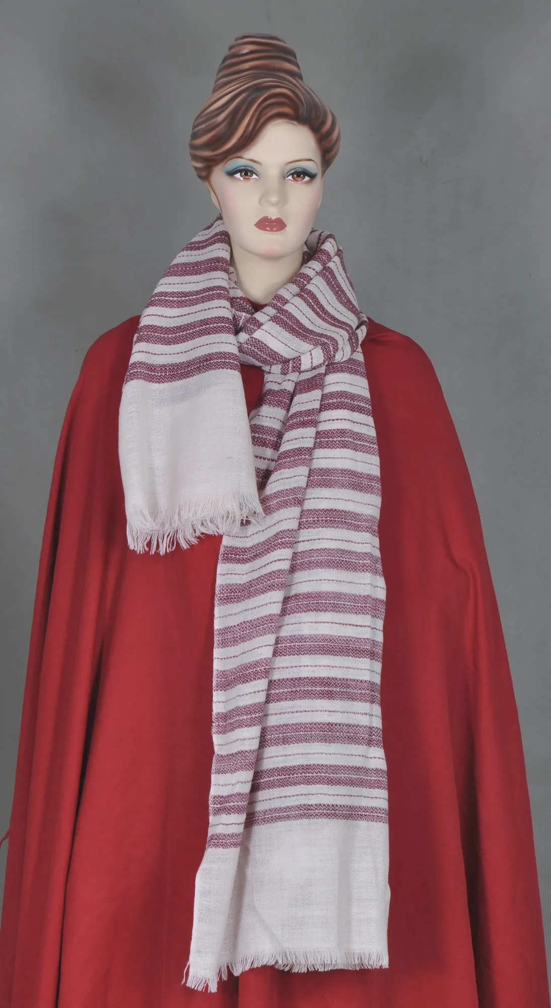 Cream & Maroon Stoles