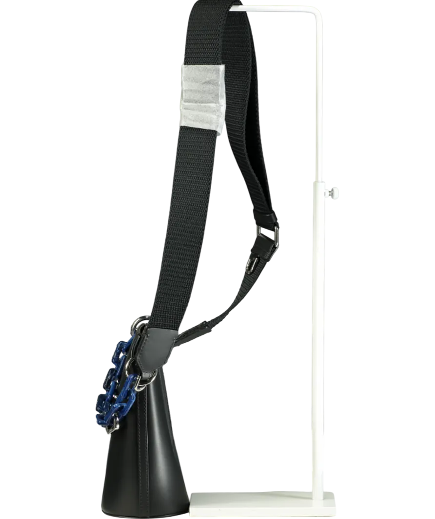 Ecco Black Leather Crossbody Pot Bag With Chain