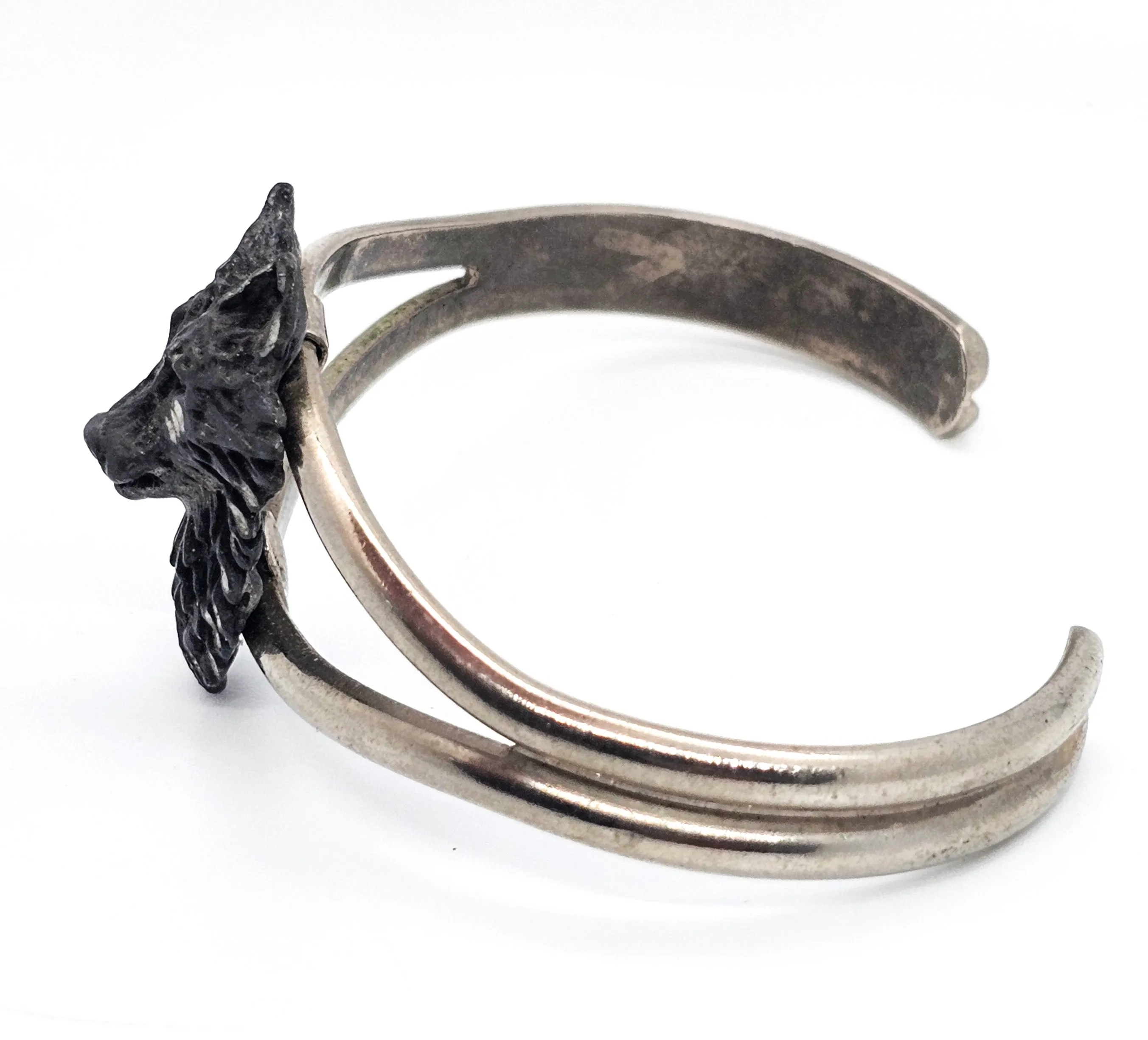 EJC Pewter wolf vintage silver toned split shank bangle bracelet