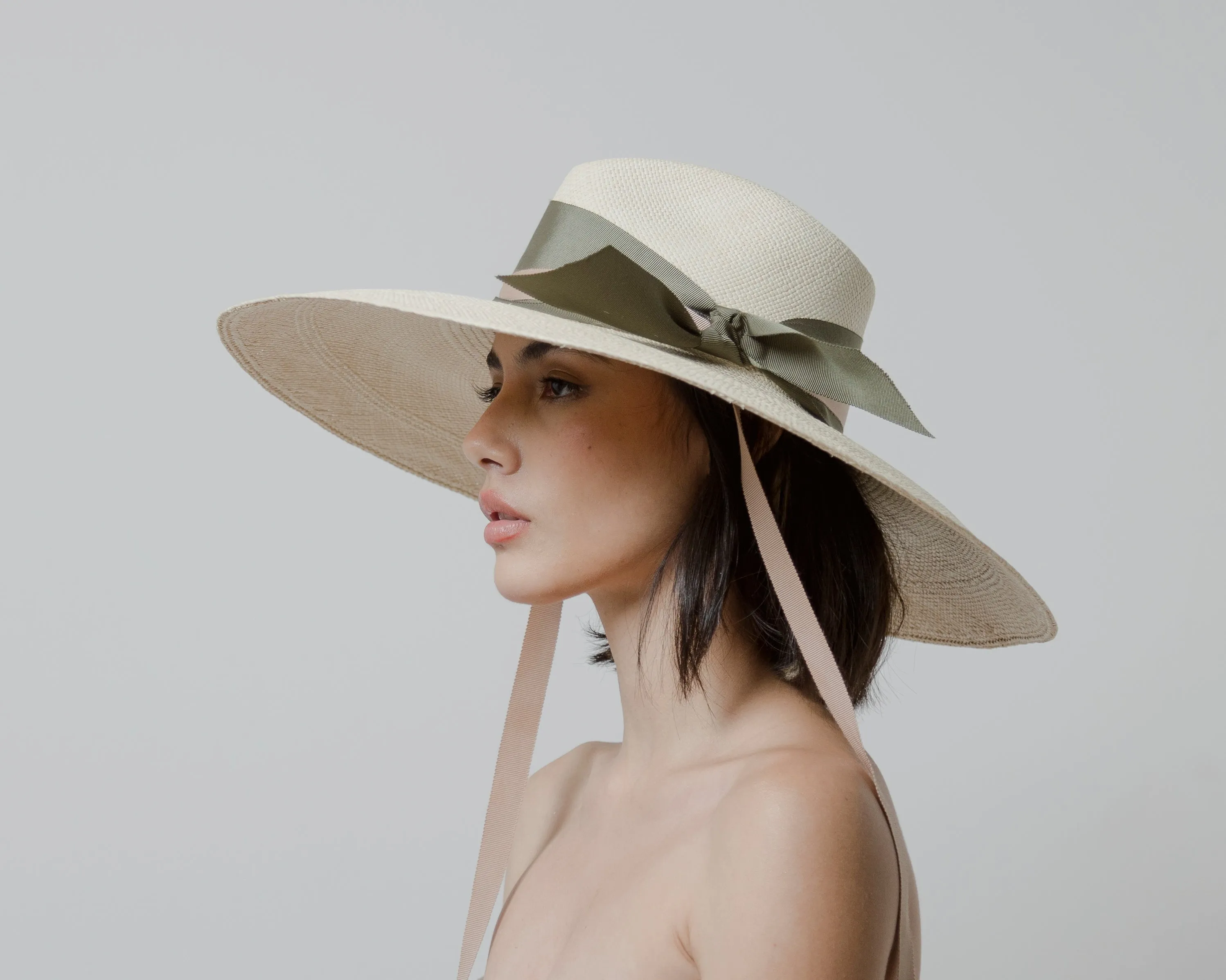 Extra Long Brim Aguacate Hat