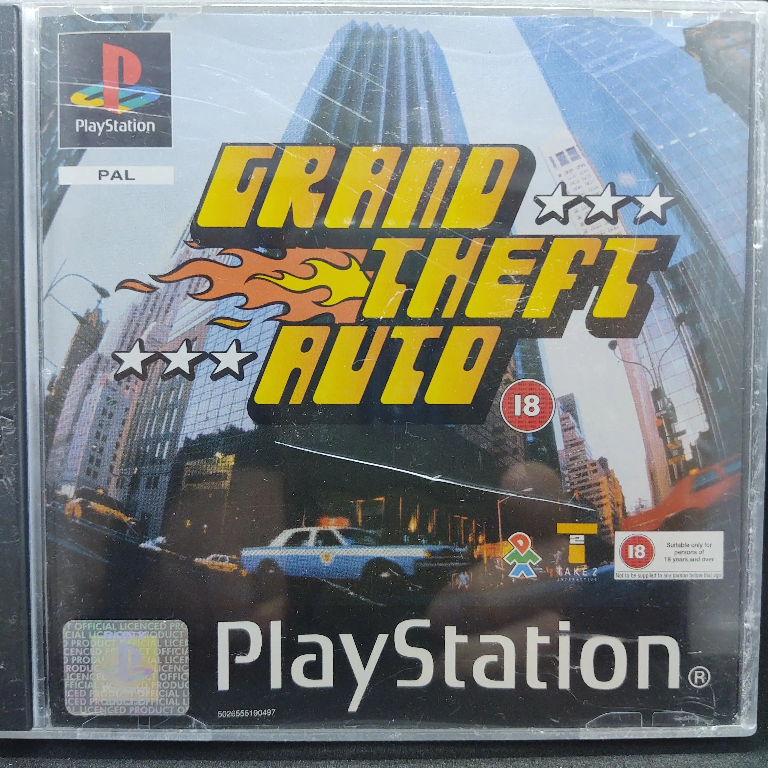 Grand Theft Auto (Mindre flænge i case)