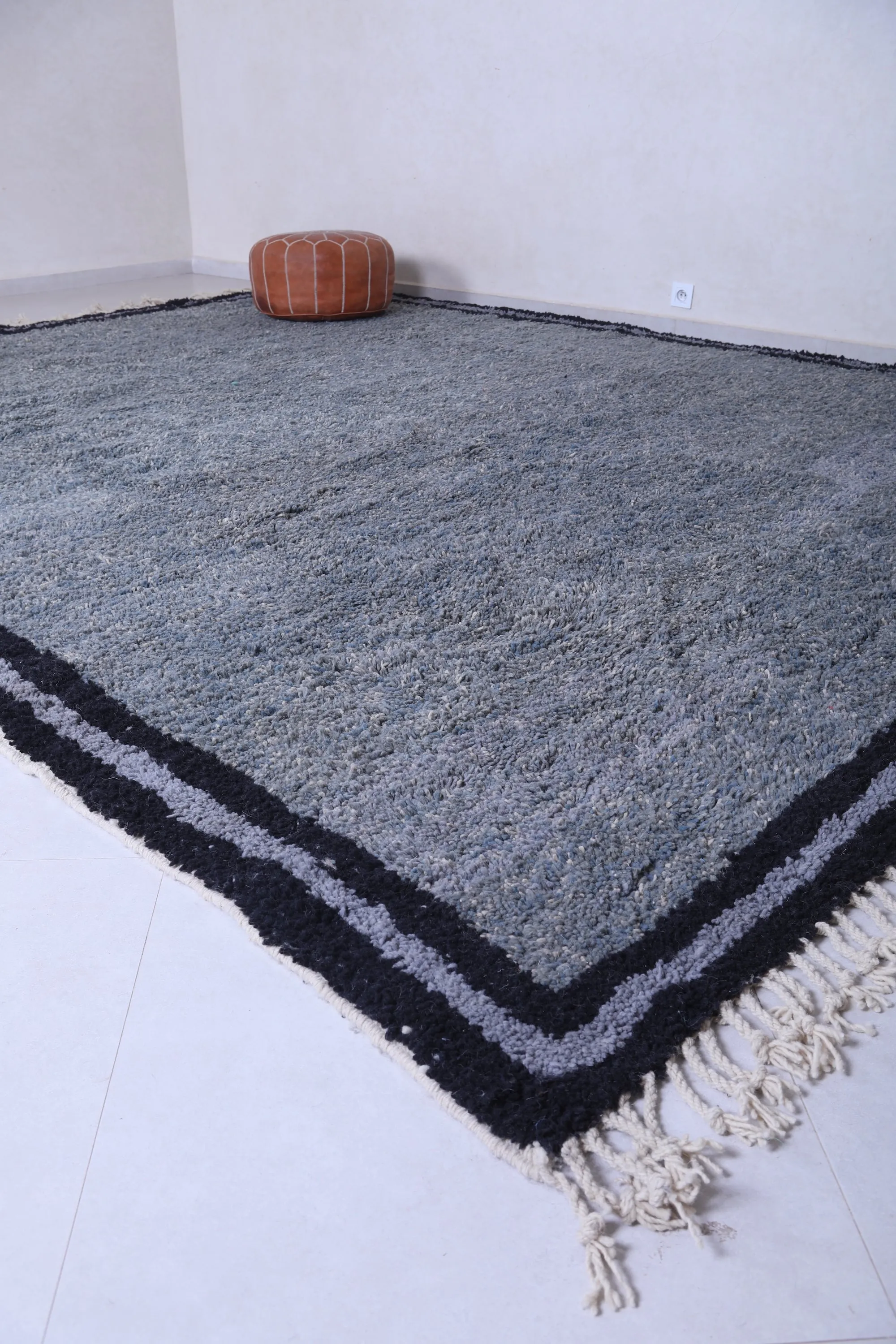 Gray Custom Moroccan rug - All wool berber rug - Beni rug