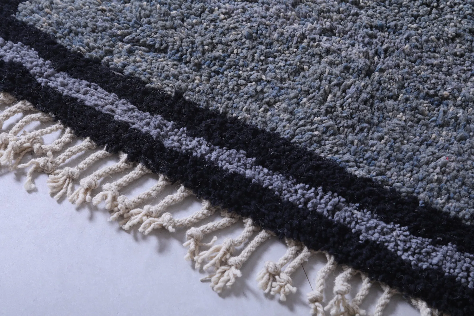 Gray Custom Moroccan rug - All wool berber rug - Beni rug