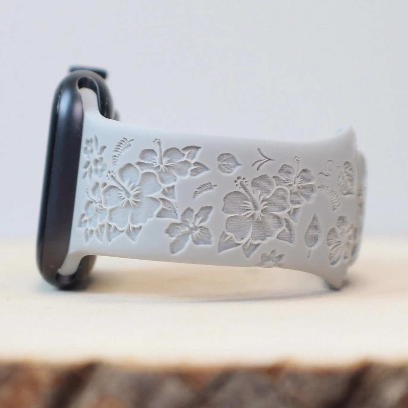 Hibiscus Floral Engraved Band