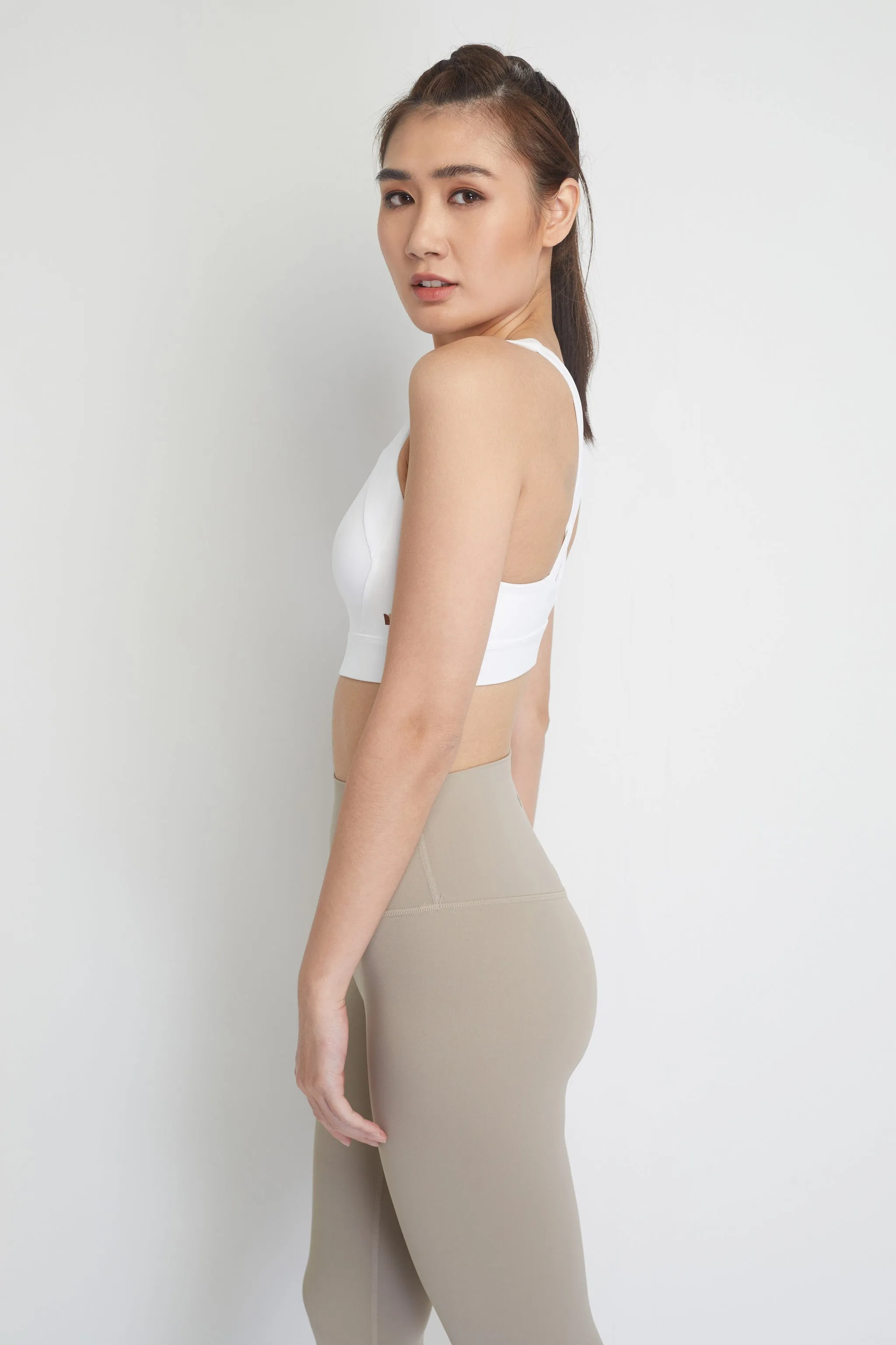 Julia Women Sports Bra (White)