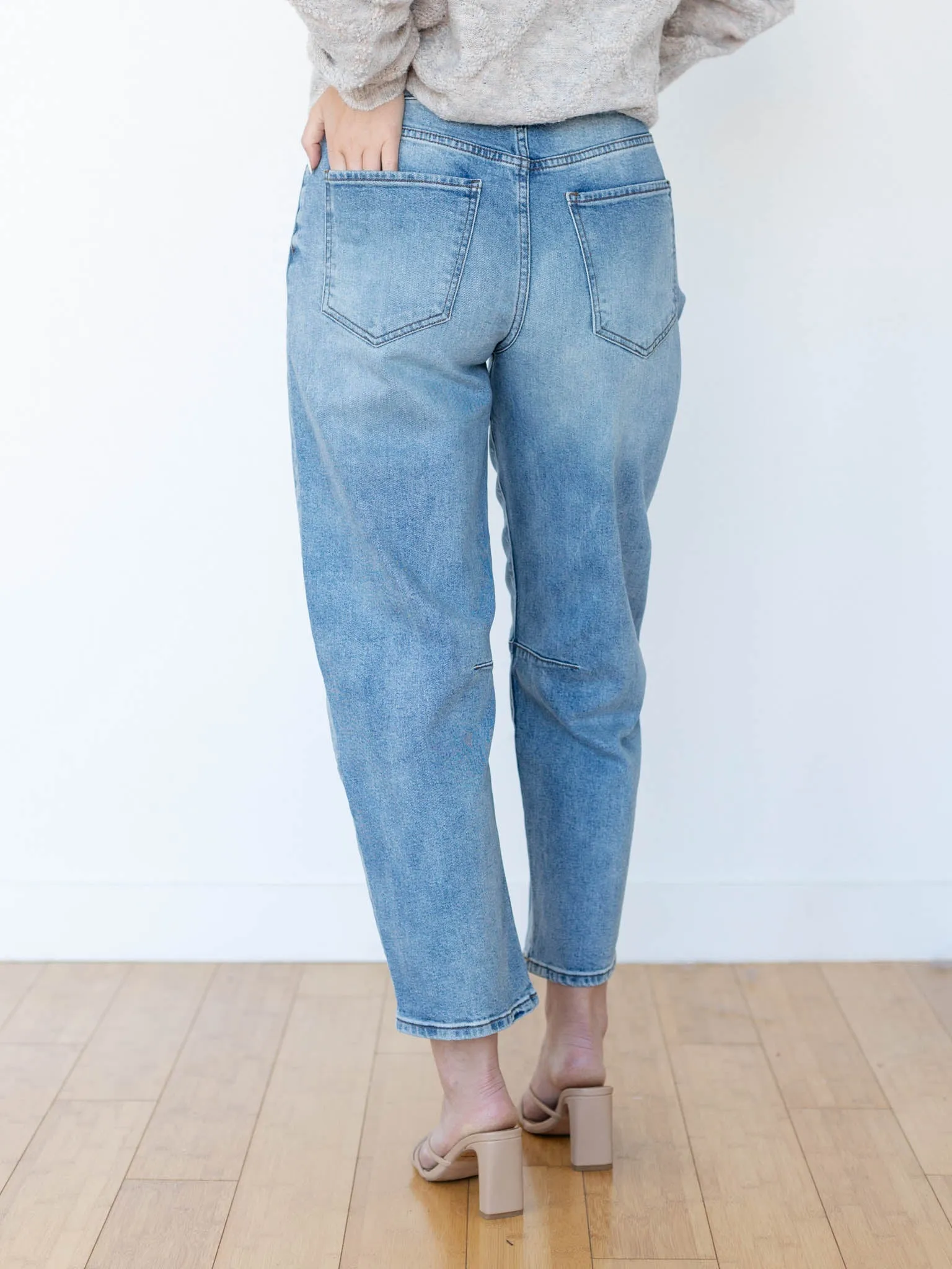 KUT Decency Ashley High Rise Barrel