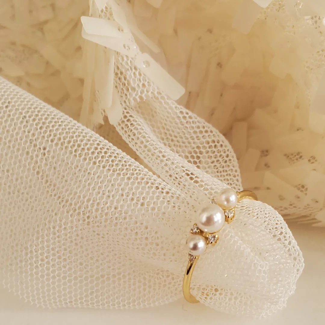 Lux Pearl Ring