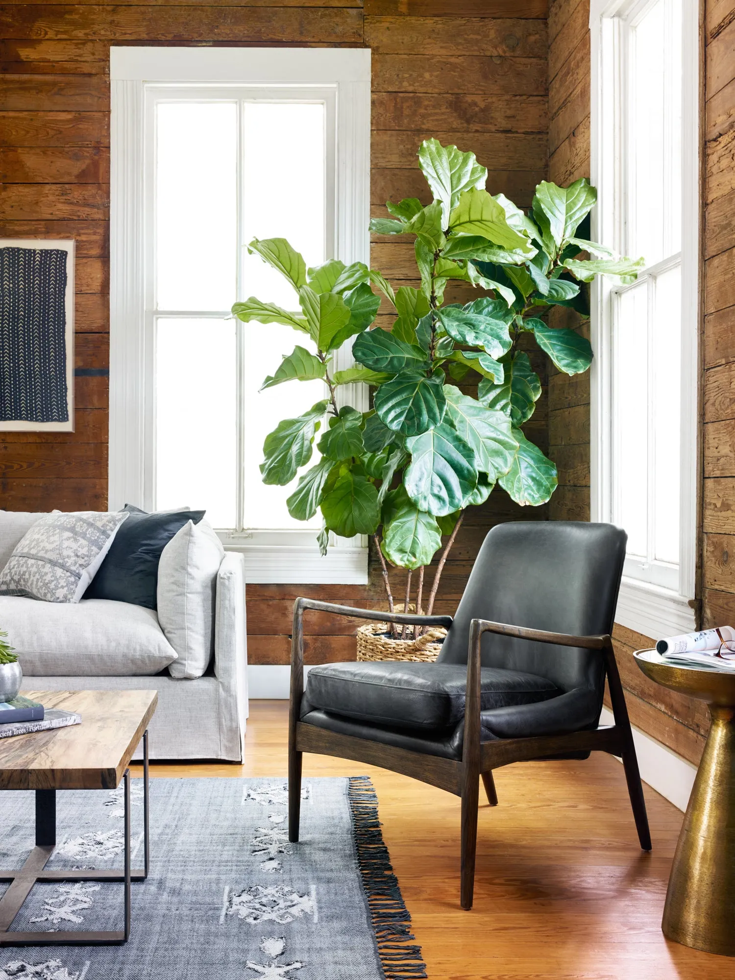 Marlow Mod Pedestal Table