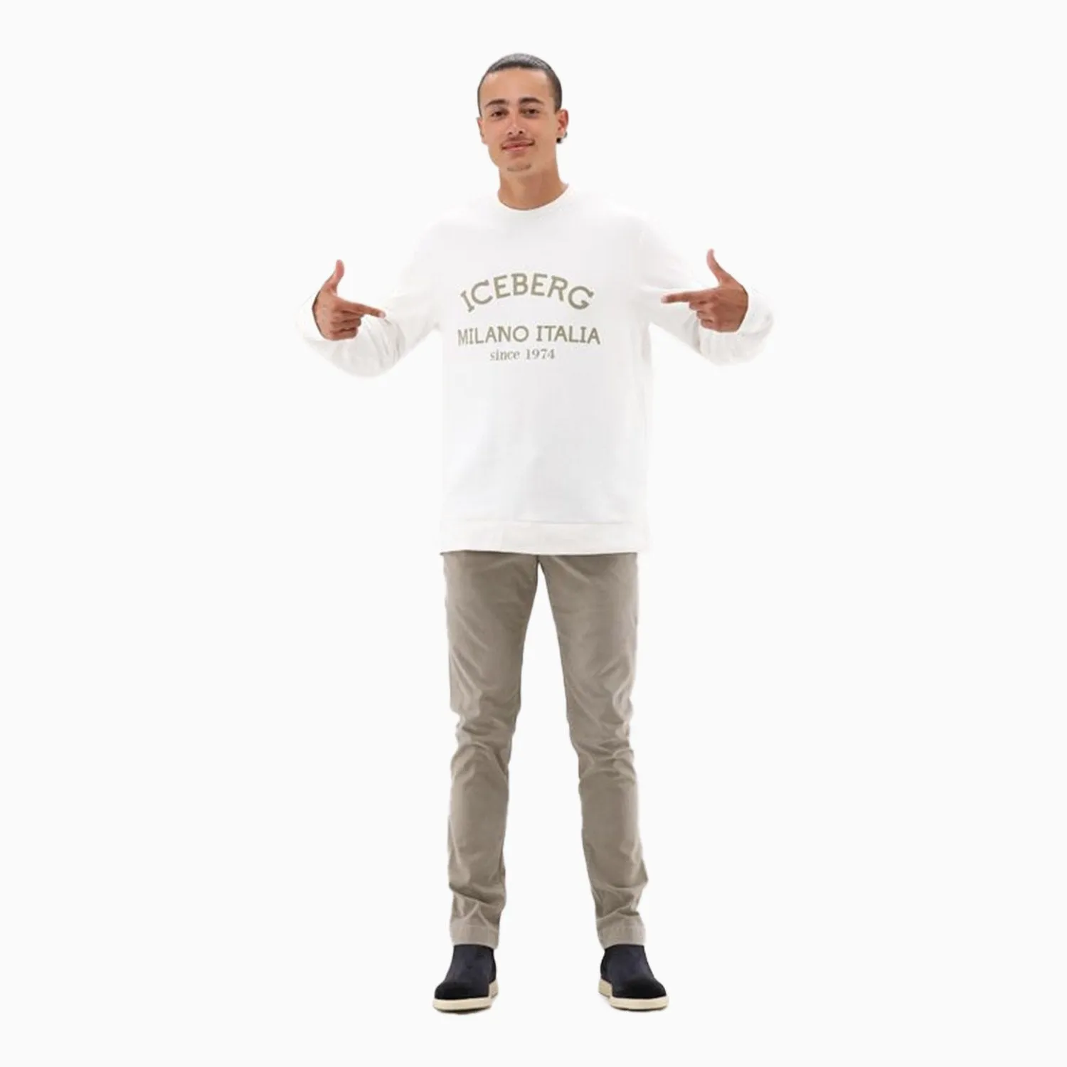 Men's Crew Neck Sweatshirt With Institutional Logo