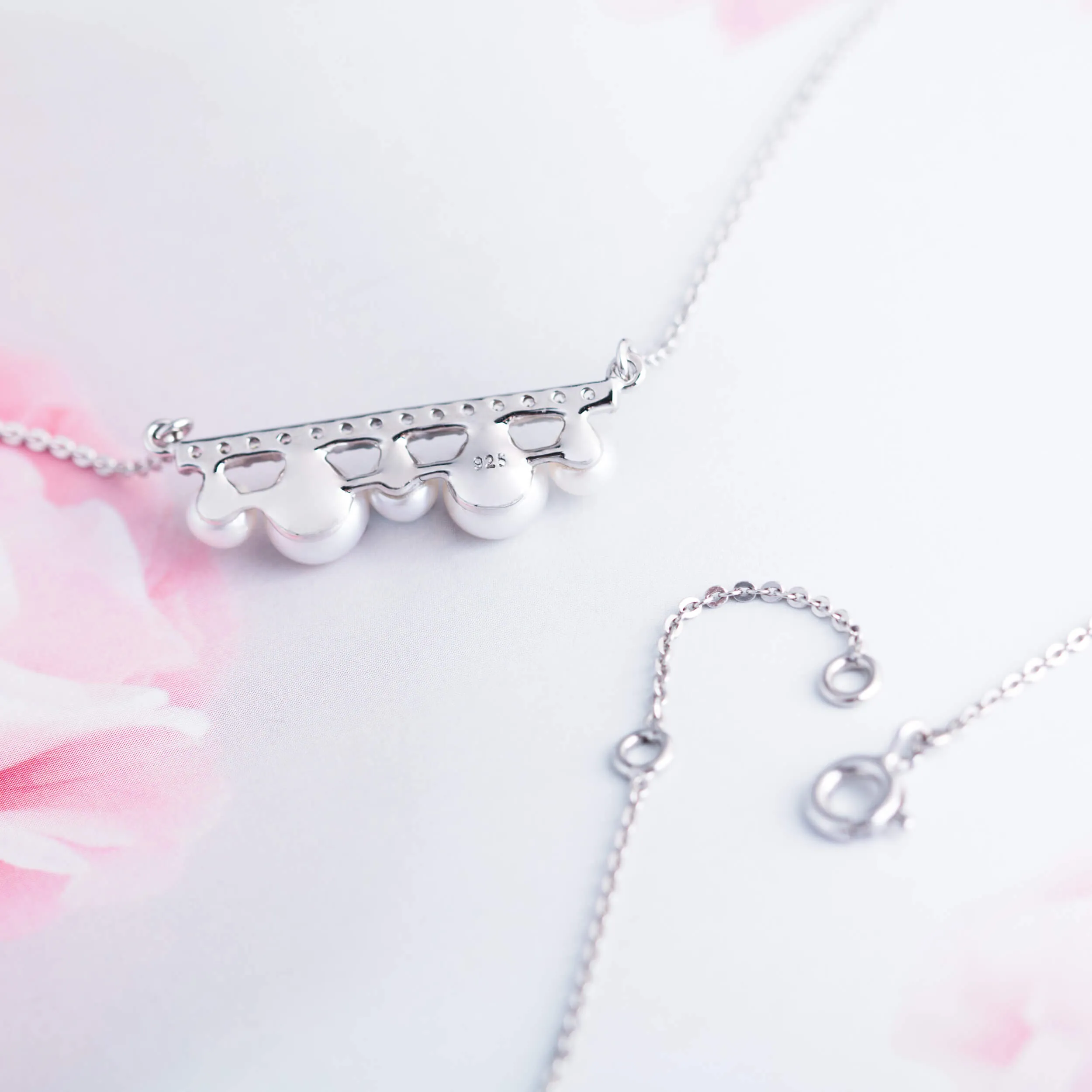 Molah Silver Alternating Freshwater Pearl and Cubic Zirconia Necklace