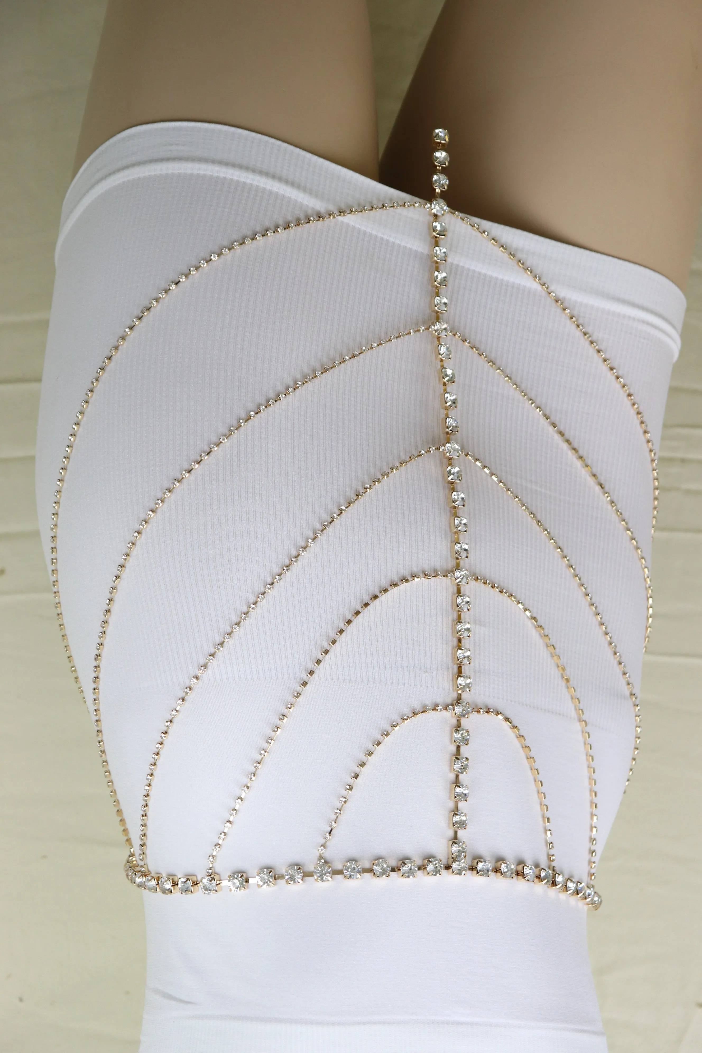 New Women Gold Metal Chain Wave High Waist Belt Rhinestone S M