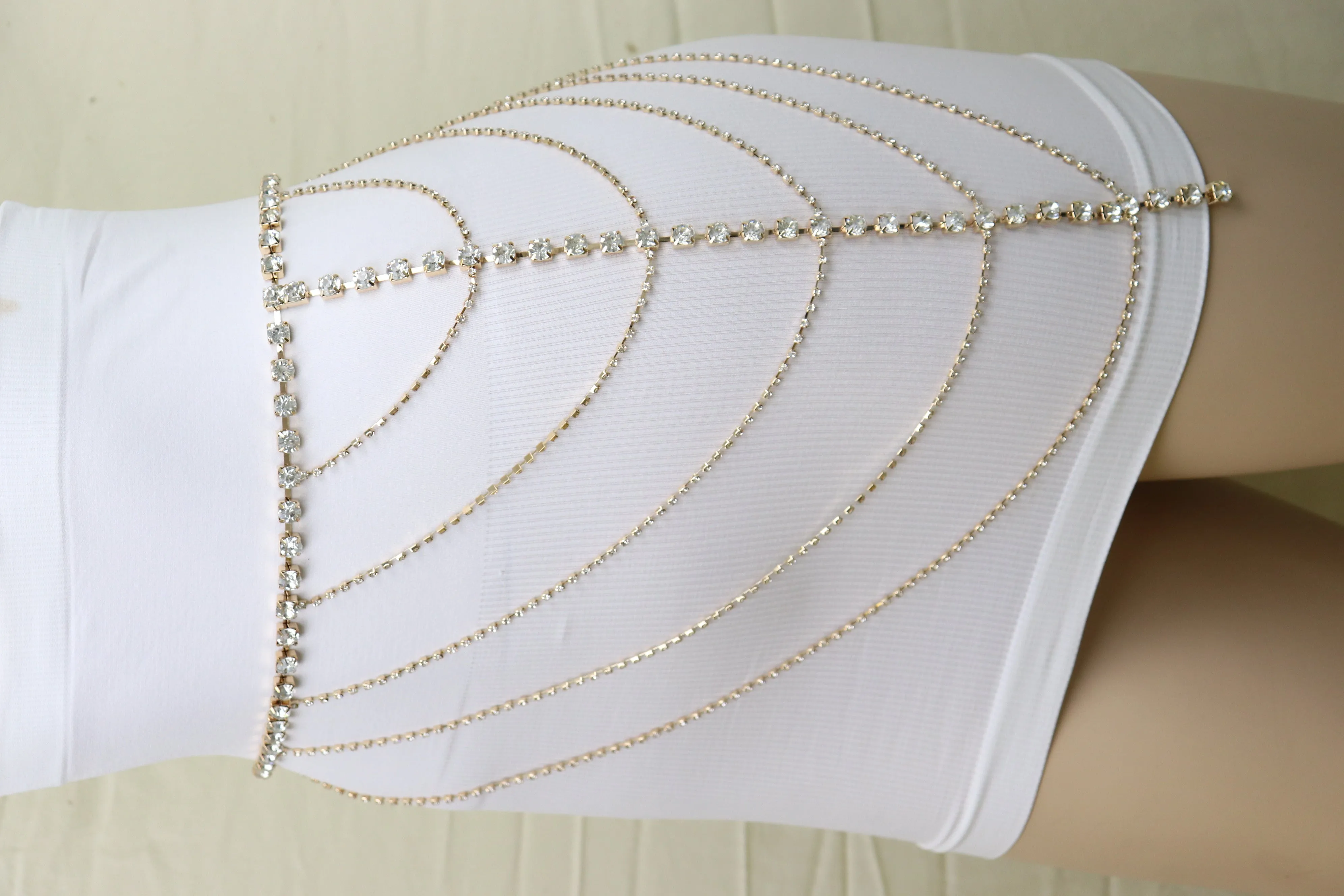 New Women Gold Metal Chain Wave High Waist Belt Rhinestone S M