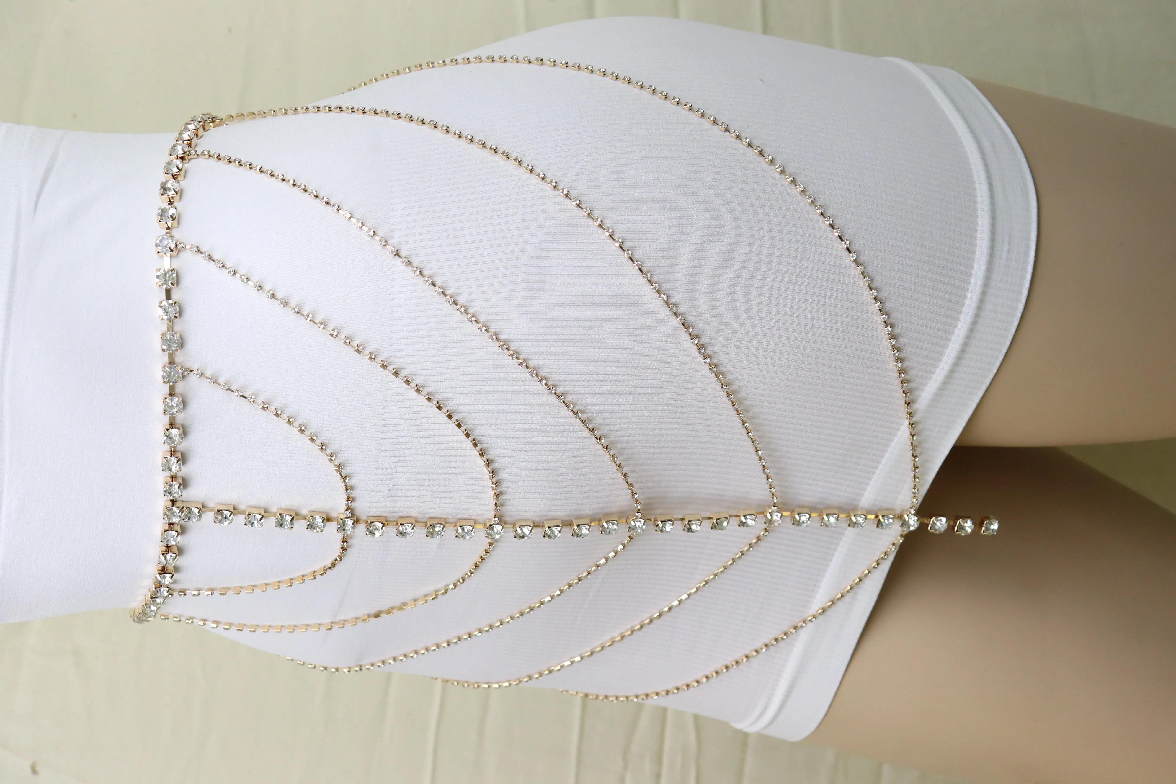 New Women Gold Metal Chain Wave High Waist Belt Rhinestone S M