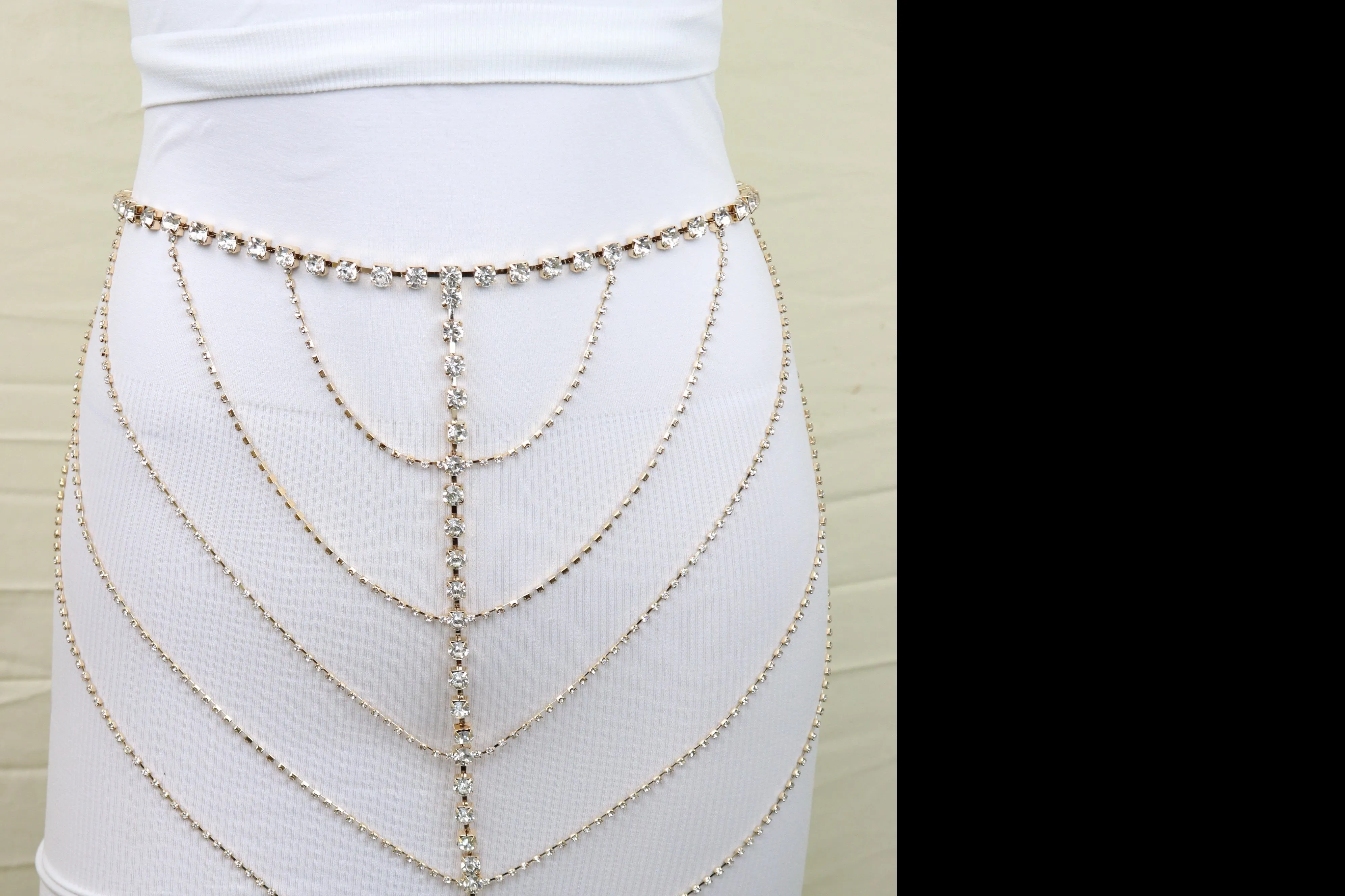 New Women Gold Metal Chain Wave High Waist Belt Rhinestone S M