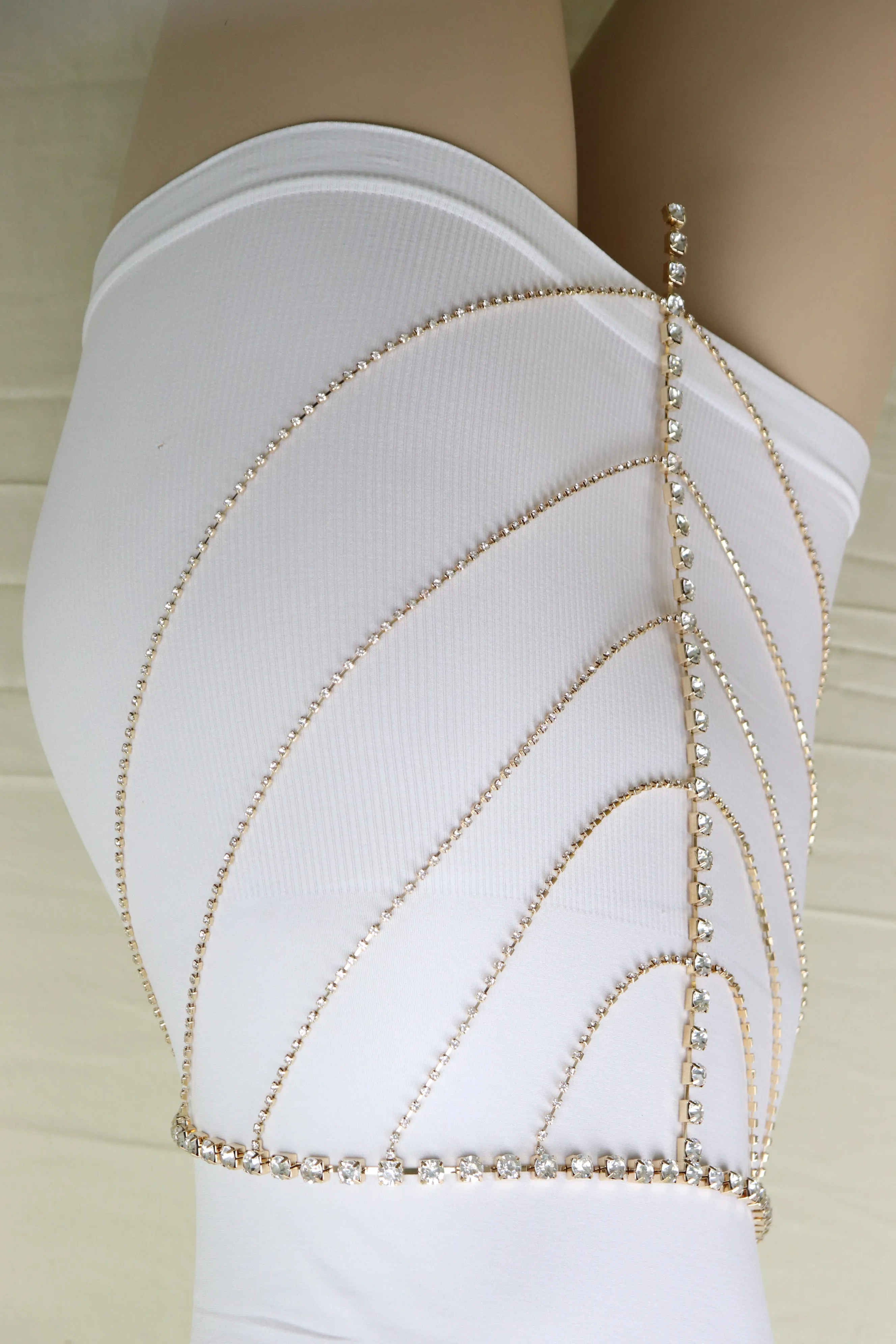 New Women Gold Metal Chain Wave High Waist Belt Rhinestone S M