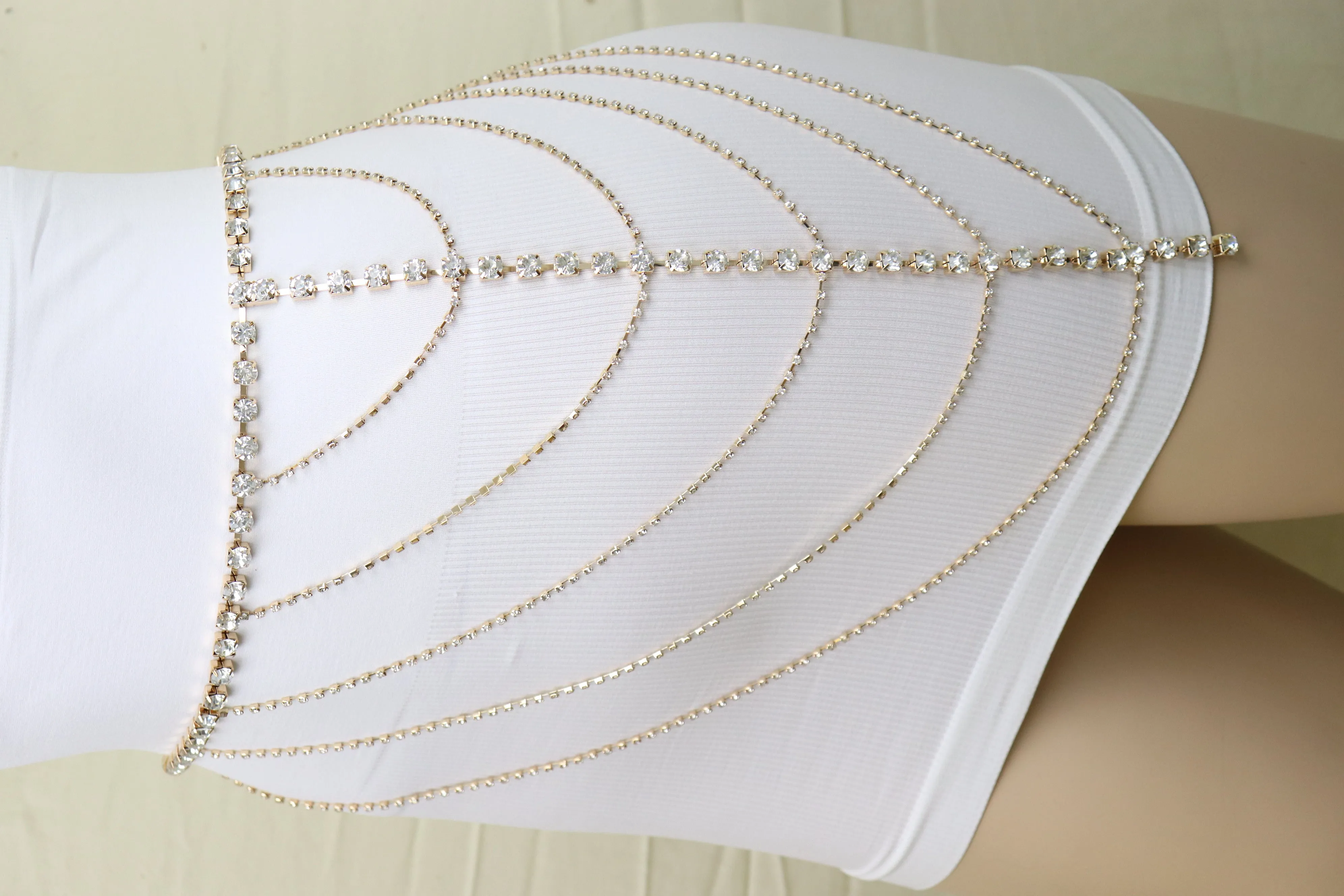 New Women Gold Metal Chain Wave High Waist Belt Rhinestone S M