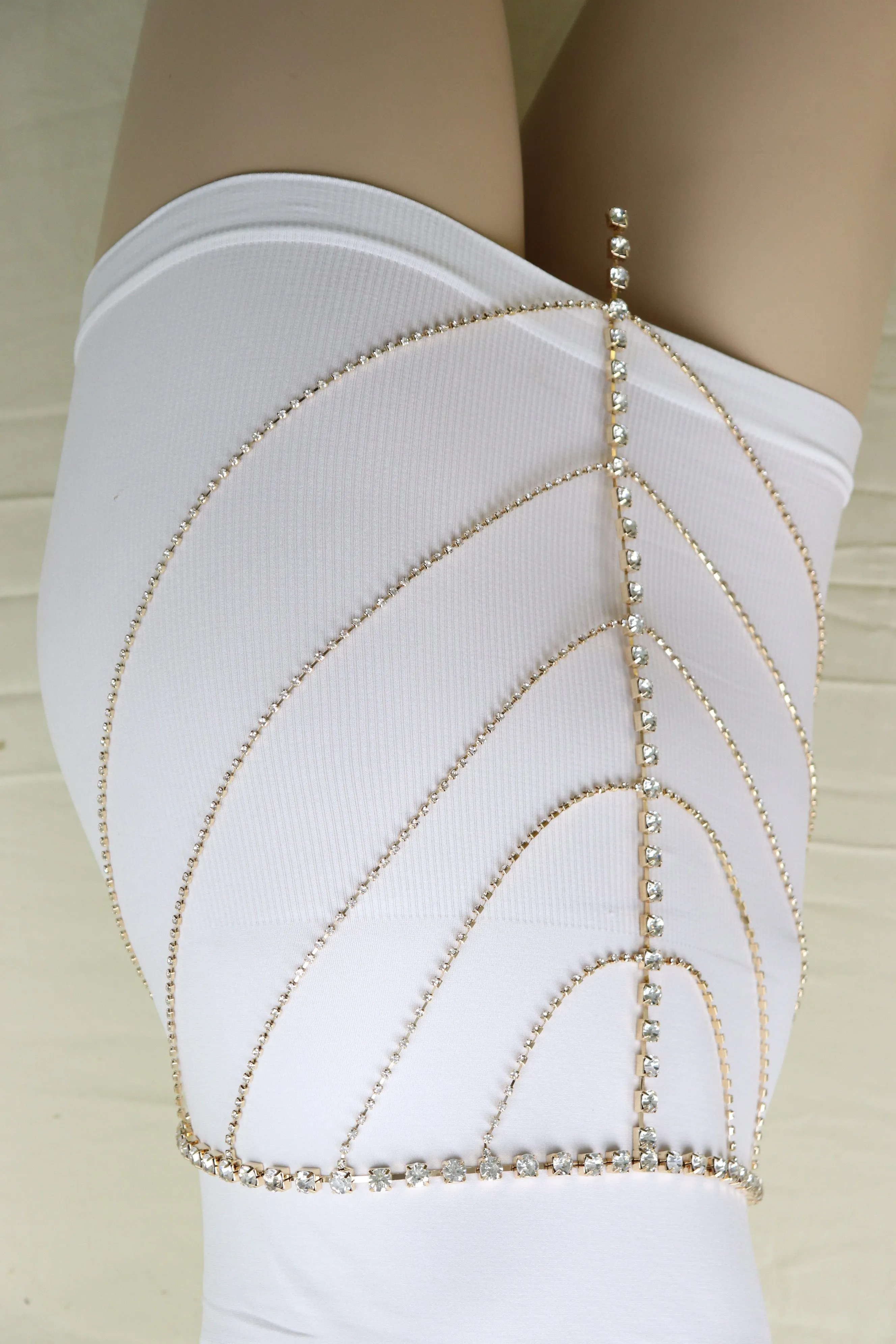 New Women Gold Metal Chain Wave High Waist Belt Rhinestone S M