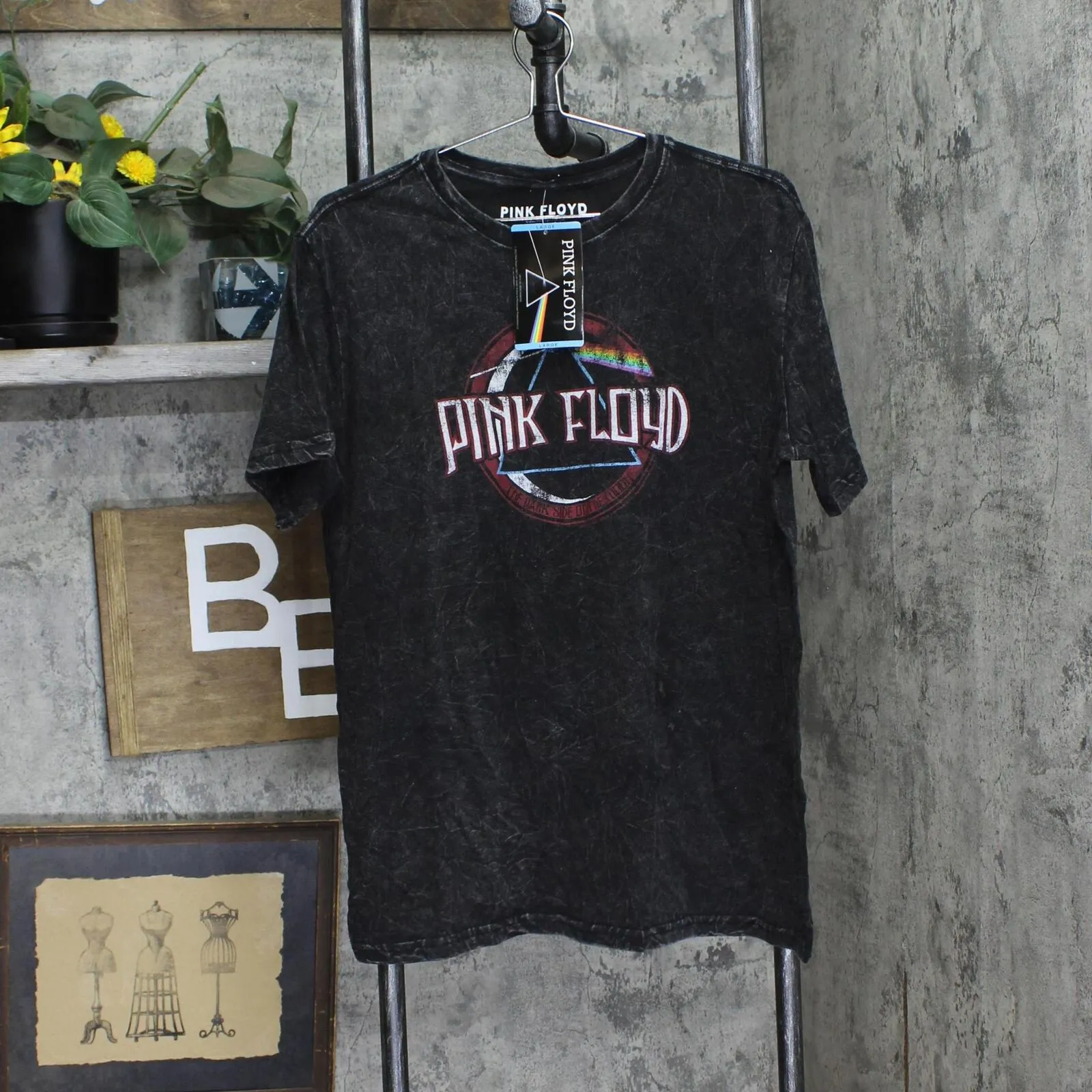 Pink Floyd Men's Vintage Mineral Wash Crewneck Short Sleeve Band Tee 14196-Pink
