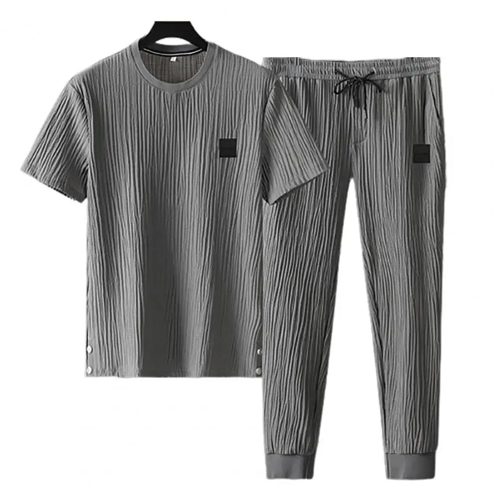 Pleated Comfort Set with Style
