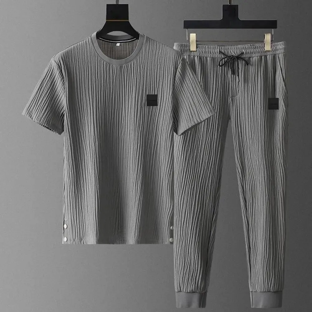 Pleated Comfort Set with Style