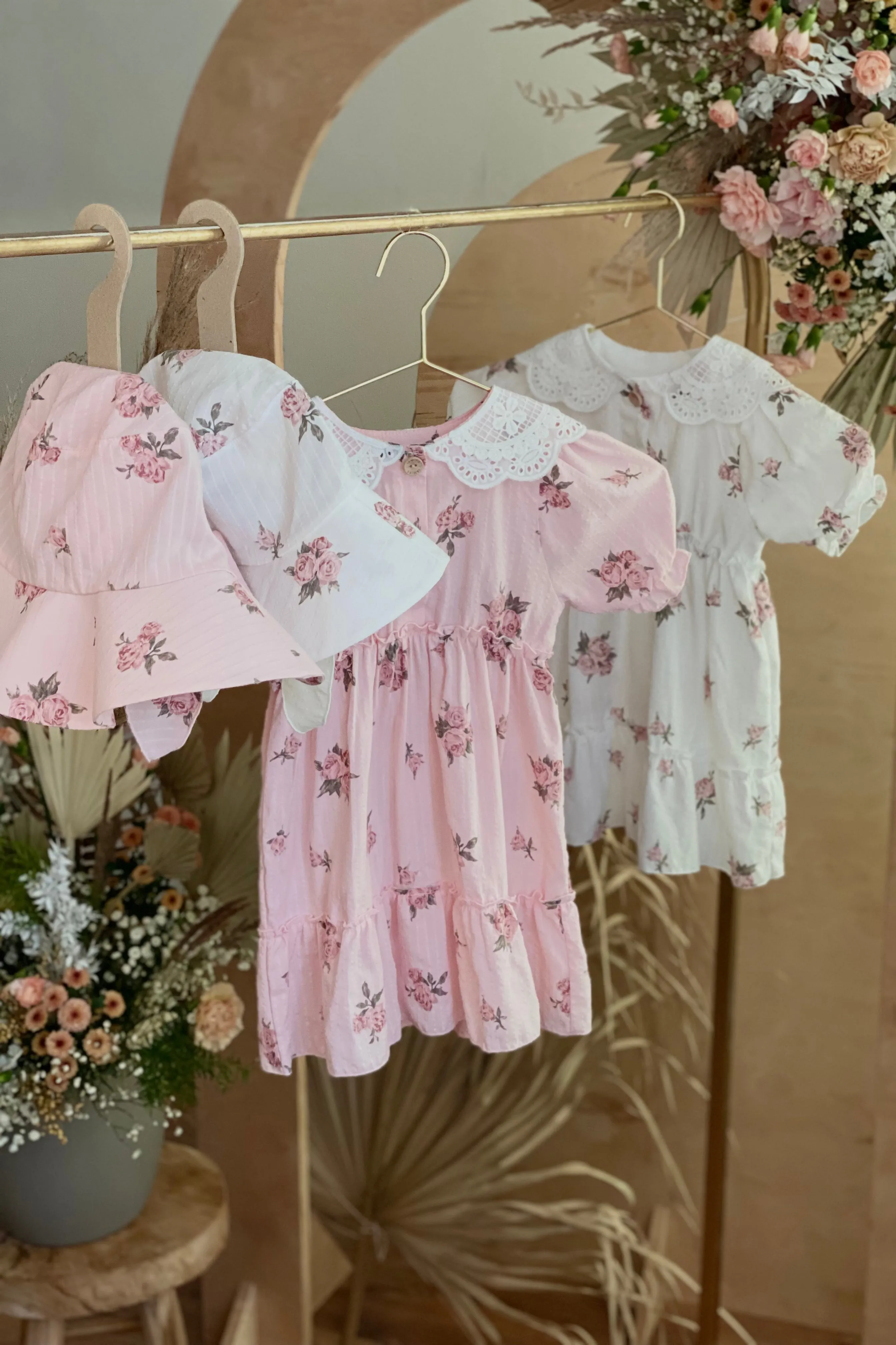 "Melodie" Ivory & Pink Vintage Floral Dress