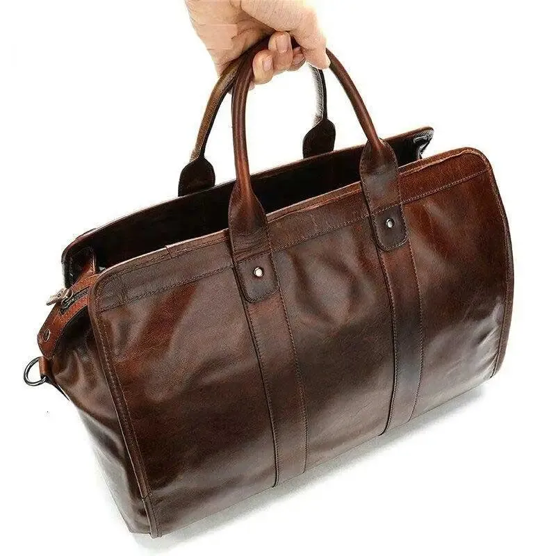 SAC MILITAIRE VINTAGE CUIR ITALIEN