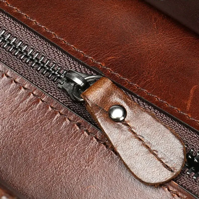 SAC MILITAIRE VINTAGE CUIR ITALIEN