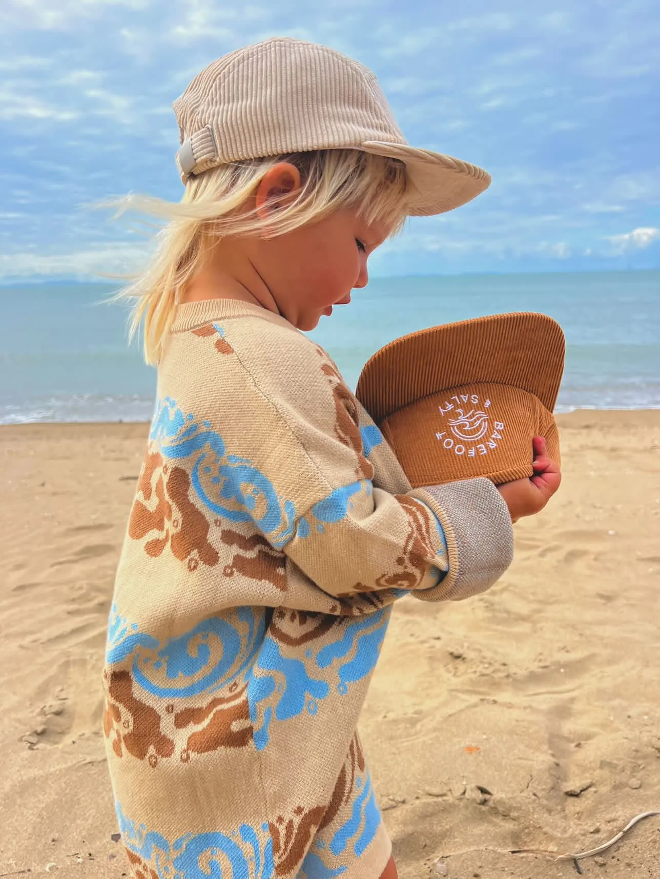 Salty corduroy 5 panel cap