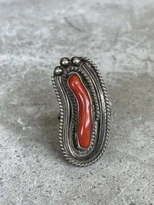 Skinny Coral Stone Ring | Vintage