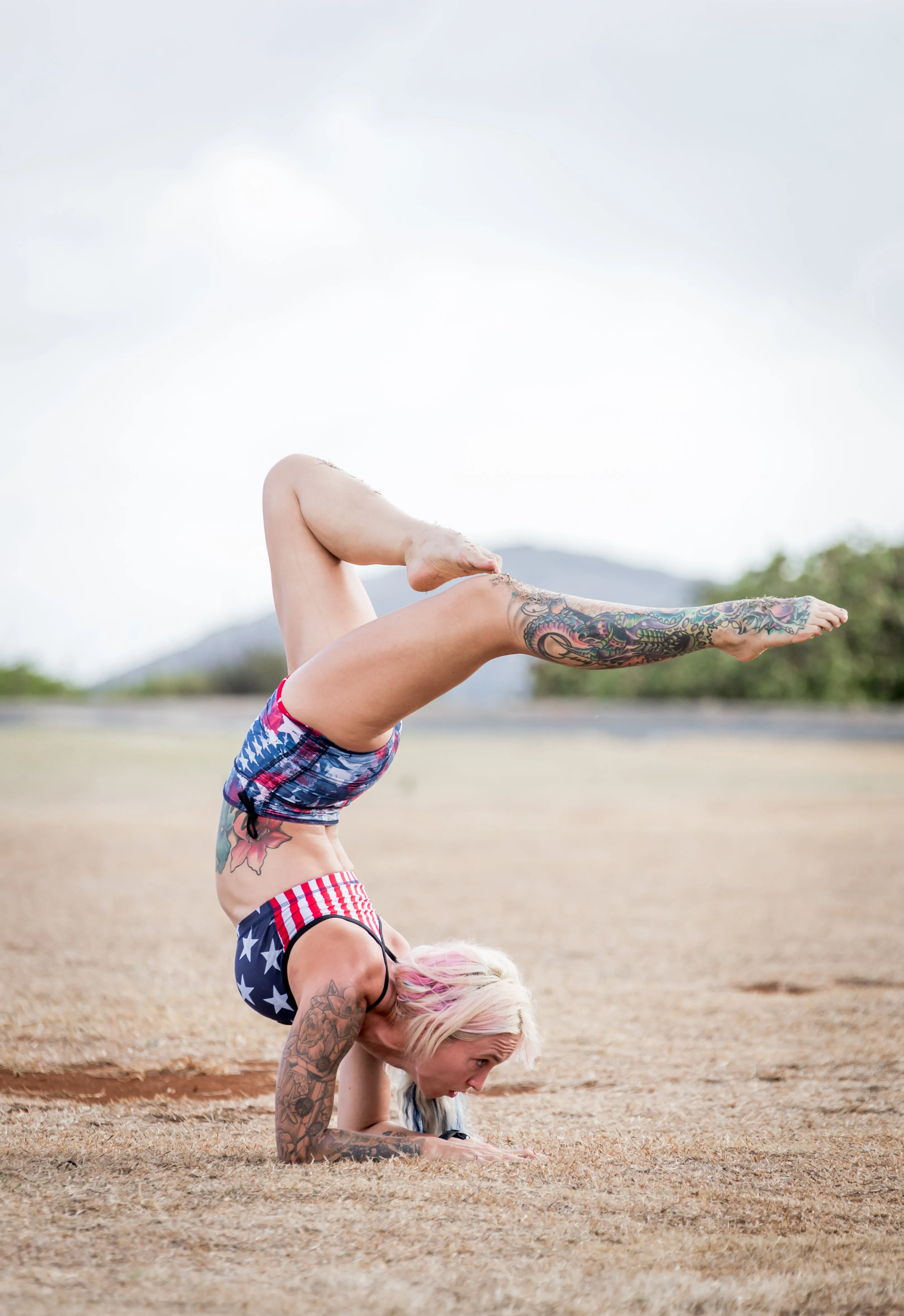 SPORTS BRA STARS & STRIPES (blue stars)