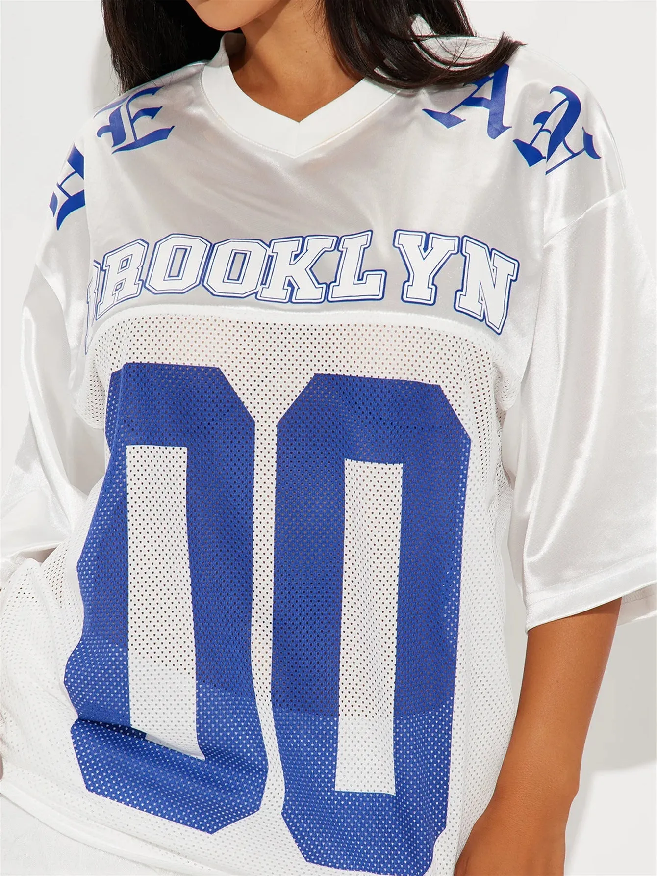 Trendy American Retro Sports V-Neck Letter Printed Short-Sleeve Top
