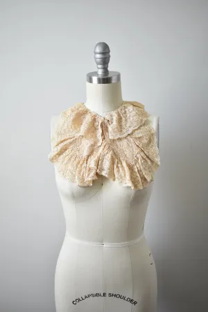 Vintage 1930s Cream Lace Collar