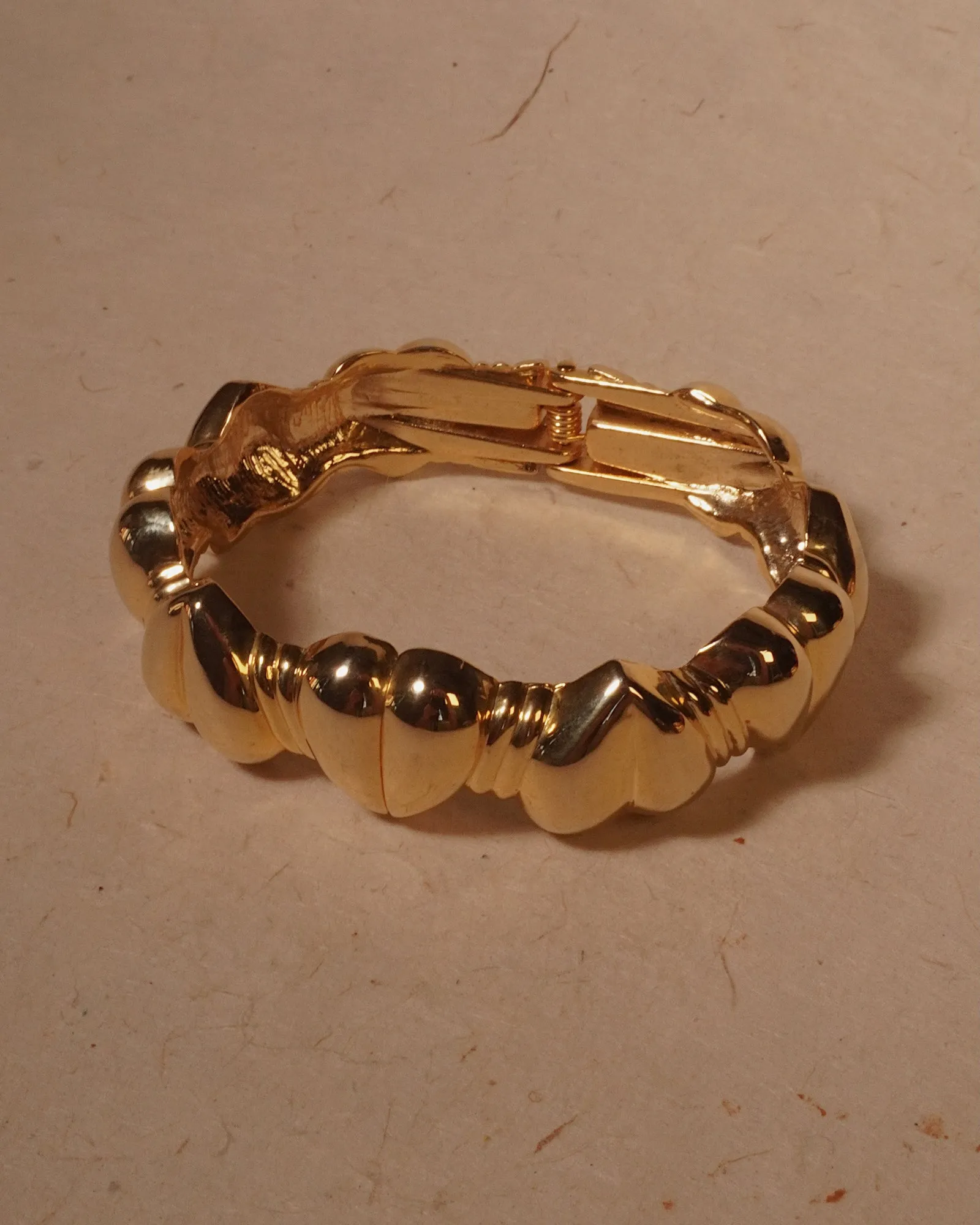 Vintage Gold Hearts Hinged Bangle