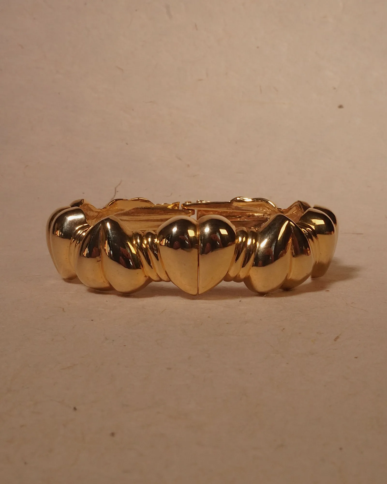 Vintage Gold Hearts Hinged Bangle