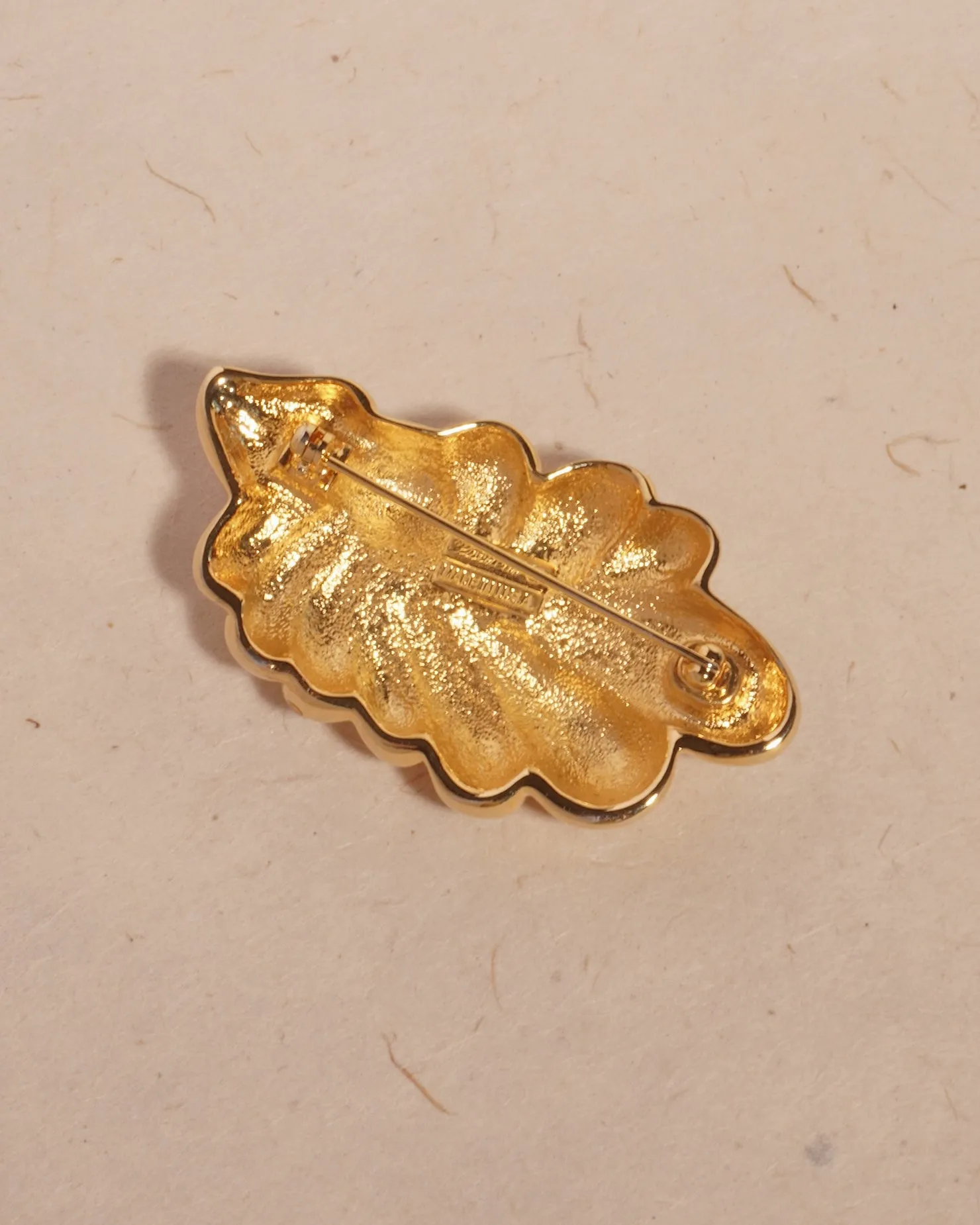 VINTAGE PAVÉ AD BROOCH