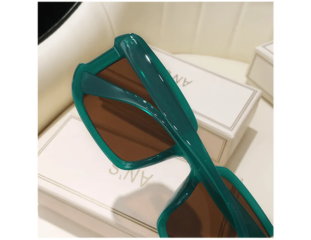 Women'S New Fashionable Thick Frame Sunglasses