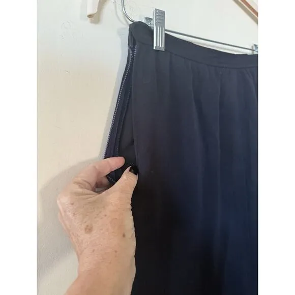 YSL SAINT LAURENT Rive Gauche Paris 100% Wool Midi Black Slit Skirt US 6 EU 42